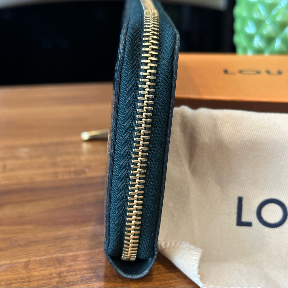 Louis Vuitton w/Box and Dust Bag, Bleu Nuit, Zippy - Picture 4 of 14